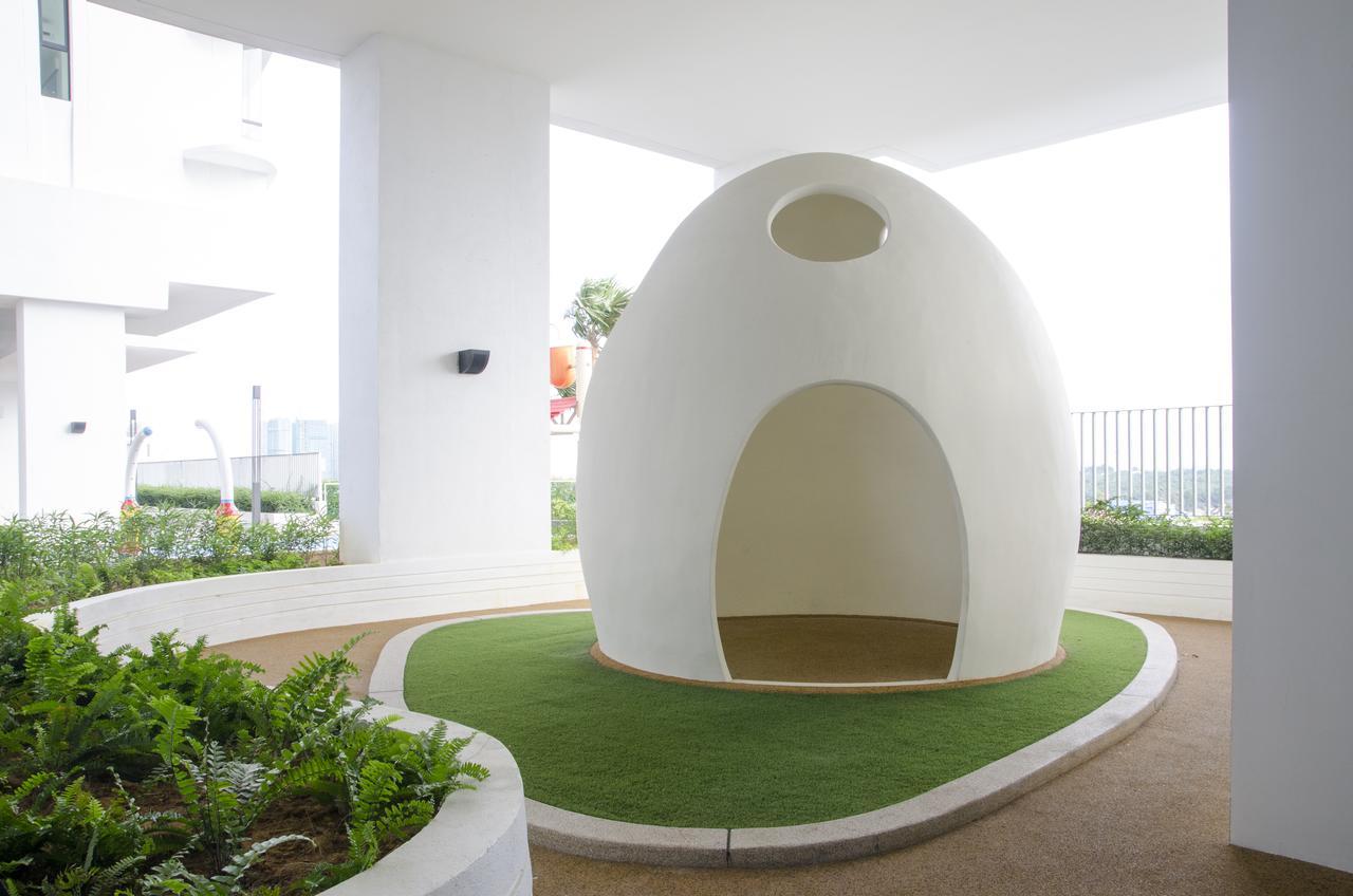 Holi Southkey Art Suite Johor Bahru Exterior foto
