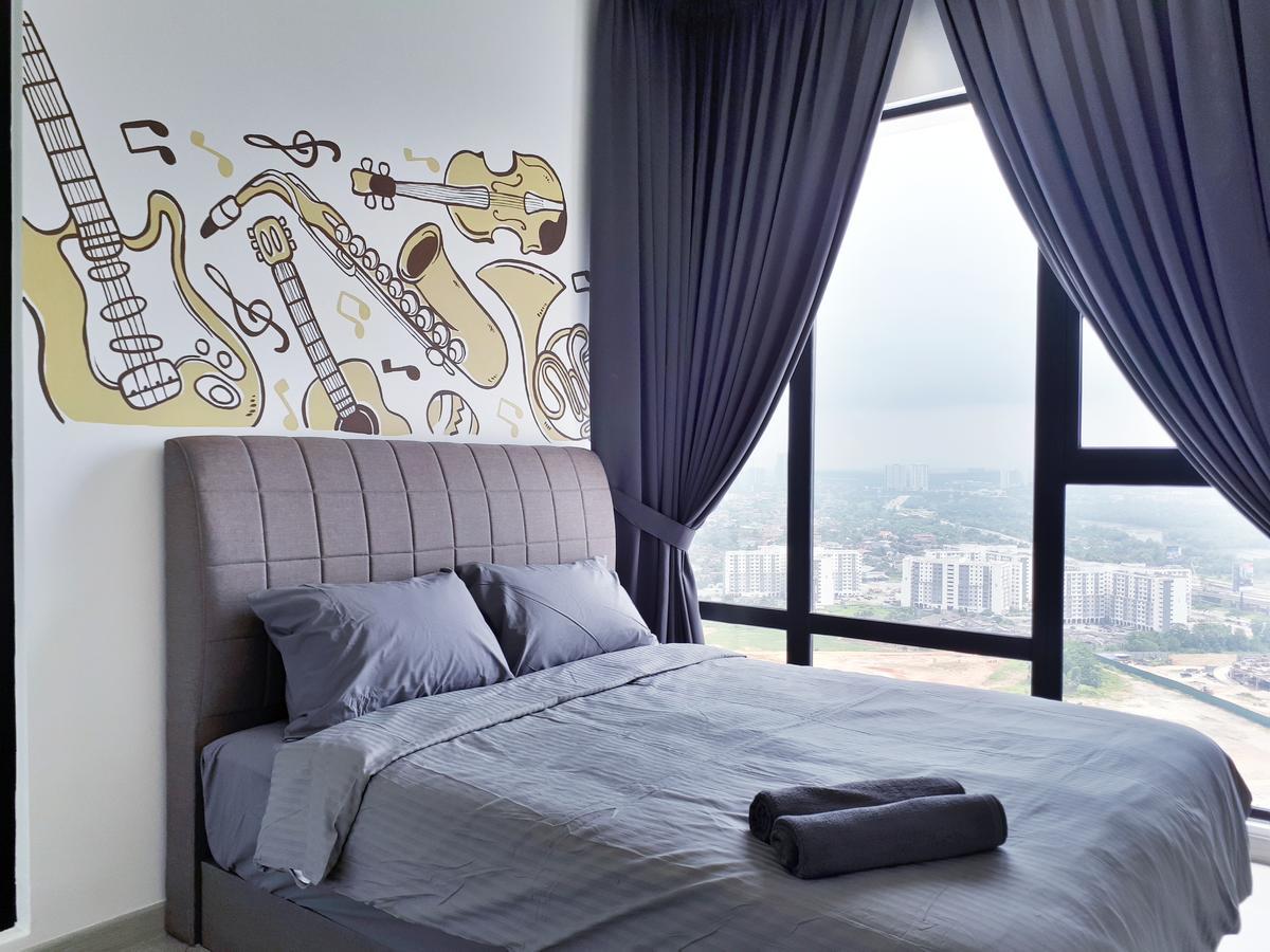 Holi Southkey Art Suite Johor Bahru Exterior foto